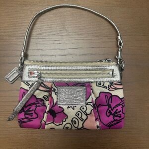 Coach Poppy Wristlet - Pink & Silver Floral